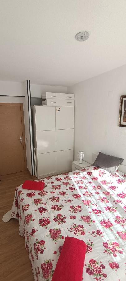 Gran Apartamento Cerca Del Mar Y Castillo Denia Zewnętrze zdjęcie